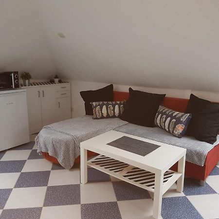 Ruhige Gemuetliche Ferienwohnung In Karlsruhe Daxlanden Fuer Monteure, Pendler, Geschaefsreisen, Wochenendreisen Exterior foto